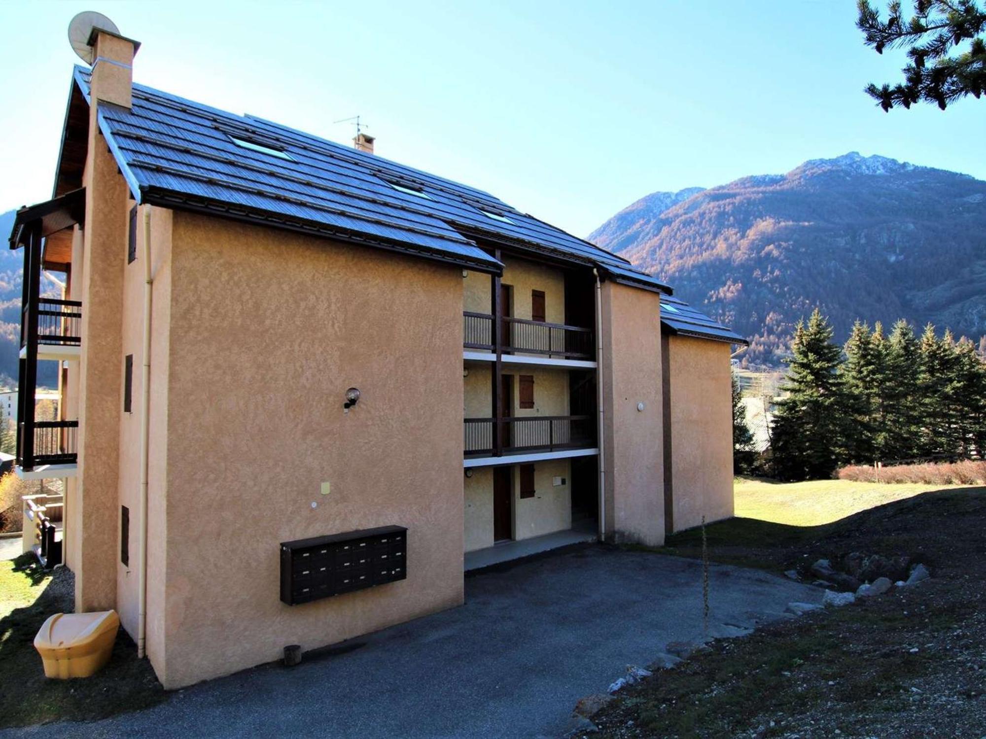 Appartement 3 Pieces, 7 Couchages, Proche Pistes Avec Parking - La Salle-Les-Alpes - Fr-1-330F-22 Serre Chevalier Ngoại thất bức ảnh